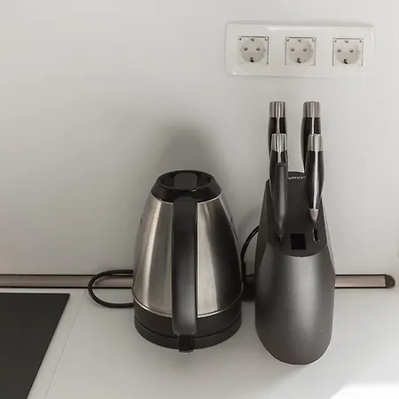 Floating Sea House Gong *