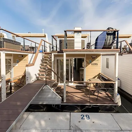 Floating Sea House Gong